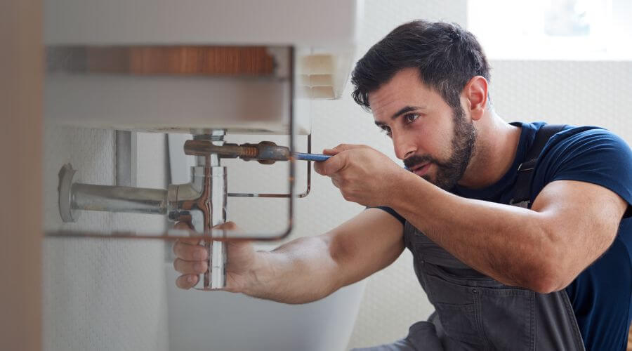 Local tankless water heater installation in Groveland, FL